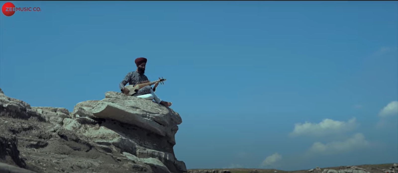 Bhai Mahabeer Singh practicing rabab